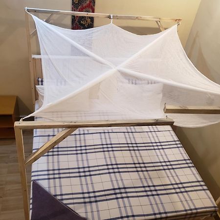 L&J Modern Backpackers Bnb Dar es Salaam Extérieur photo