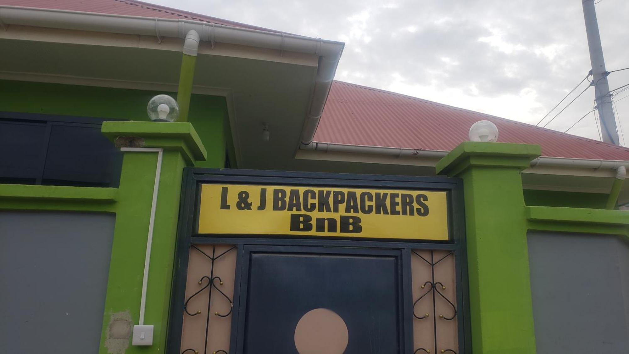 L&J Modern Backpackers Bnb Dar es Salaam Extérieur photo