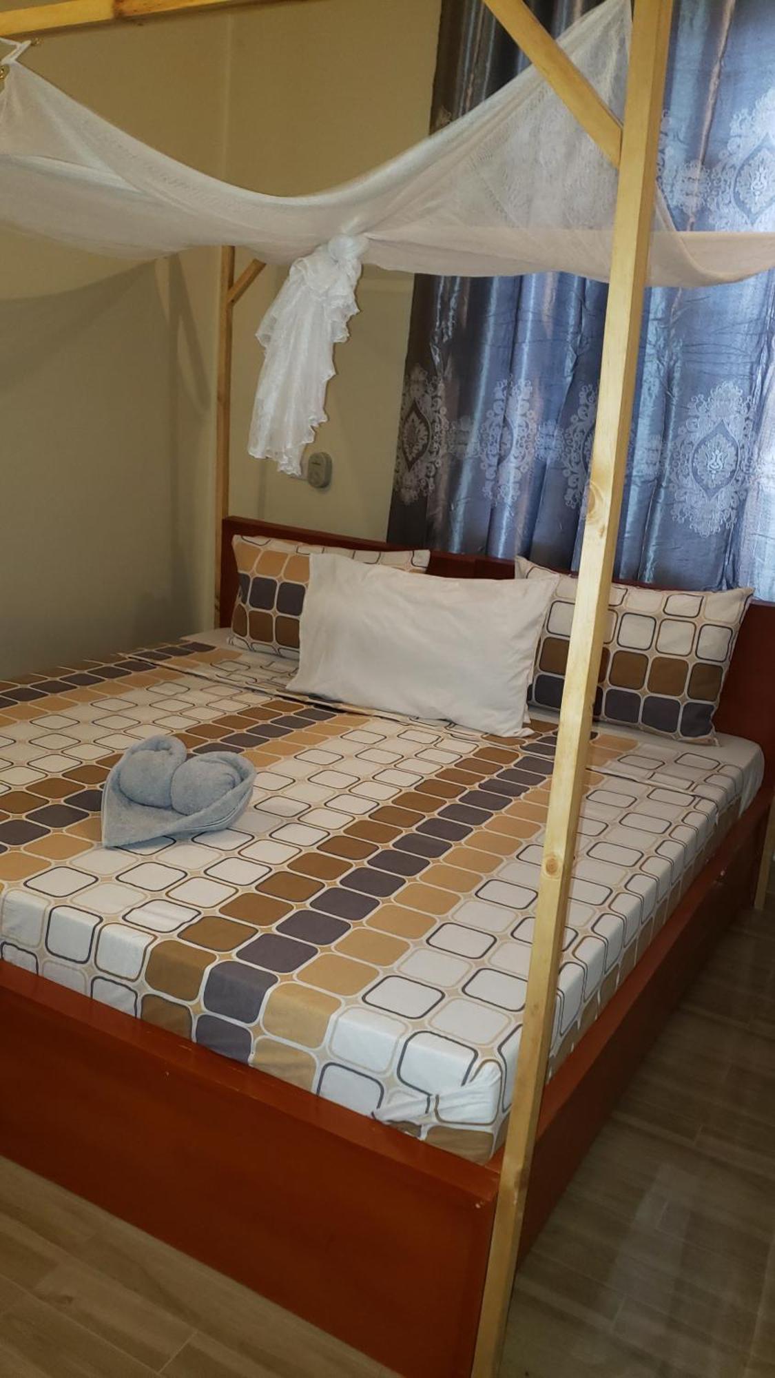 L&J Modern Backpackers Bnb Dar es Salaam Extérieur photo